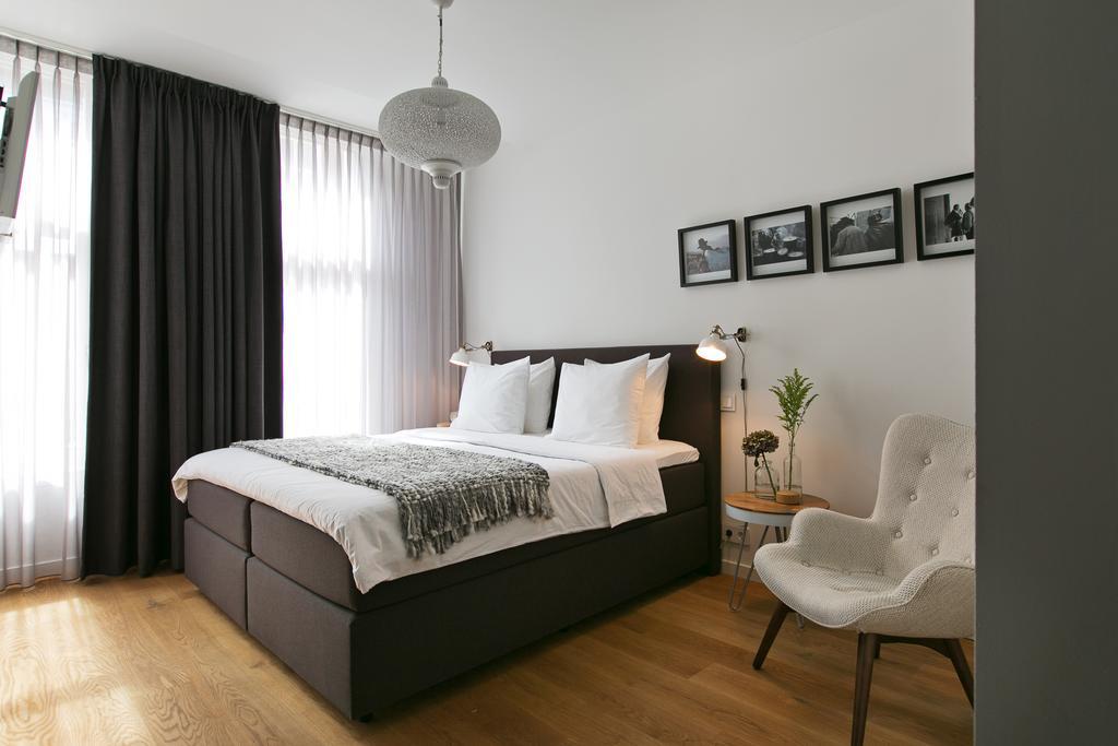 Bacan Bed & Breakfast Хага Екстериор снимка